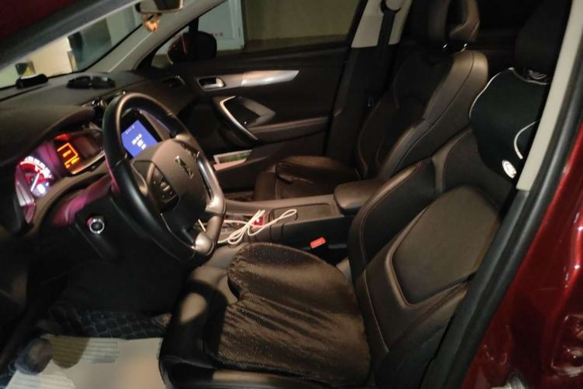 Used DS 4S 2018 30THP Enjoyment Model Left Front Seat