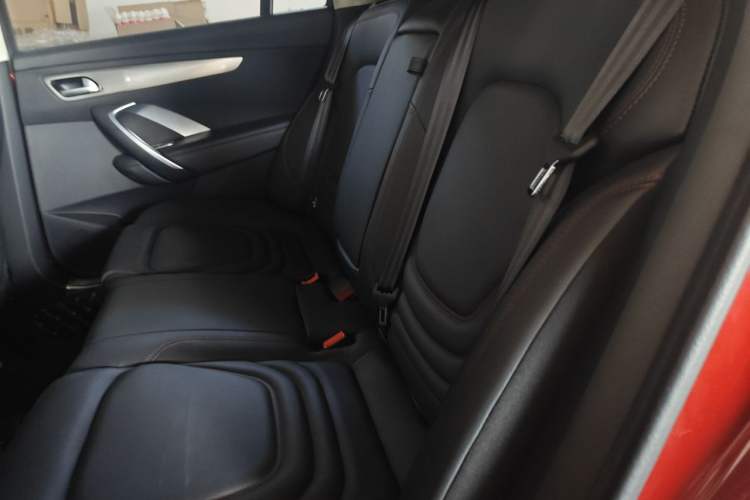 Used DS 4S 2018 30THP Dynamic Edition Left Rear Seat