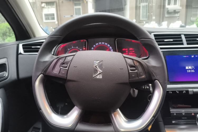 Used DS 4S 2018 30THP Enjoyment Model Steering Wheel