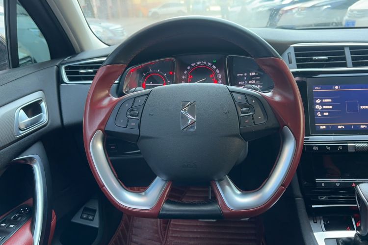 Used DS 4S 2018 30THP P-Line Sport Model Steering Wheel