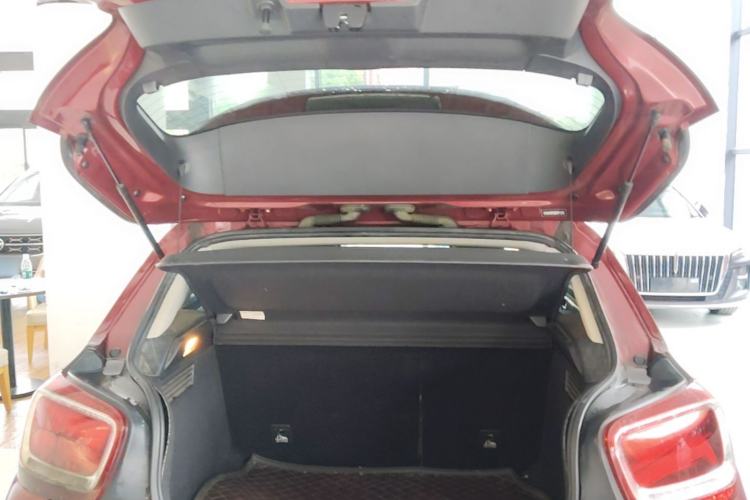 Used DS 4S 2018 30THP Enjoyment Model Trunk