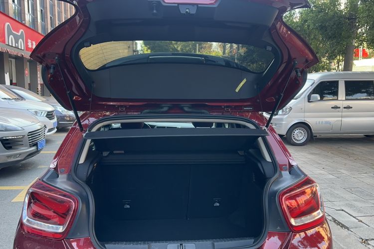 Used DS 4S 2018 30THP P-Line Sport Model Trunk