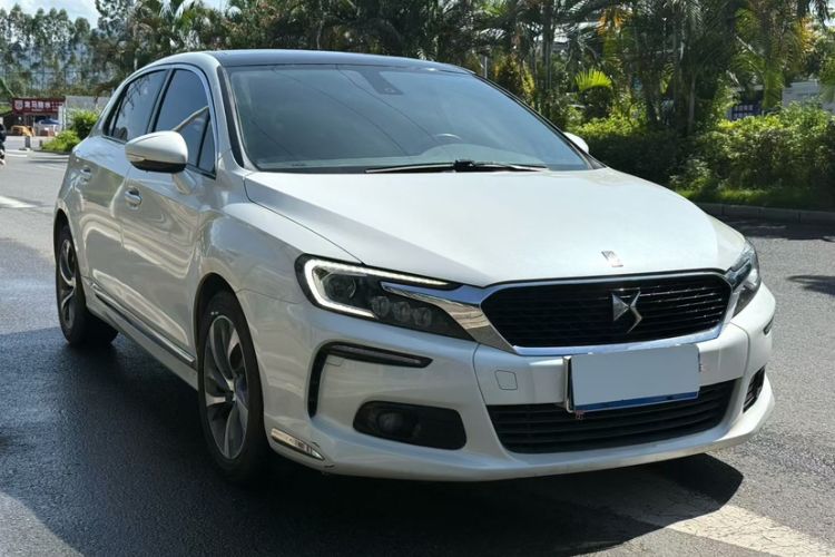 Used DS 4S 2018 30THP Dynamic Edition Exterior 5