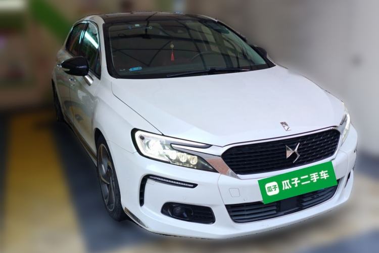 Used DS 4S 2018 30THP P-Line Sport Model Front Right 45 Deg