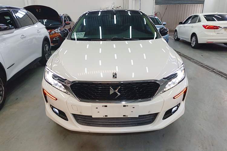 Used DS 4S 2018 30THP Dynamic Edition Front