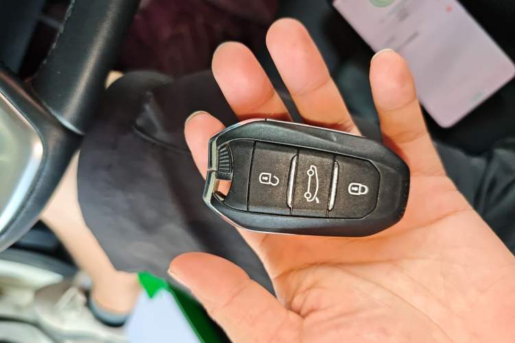 Used DS 4S 2018 30THP Dynamic Edition Interior 1