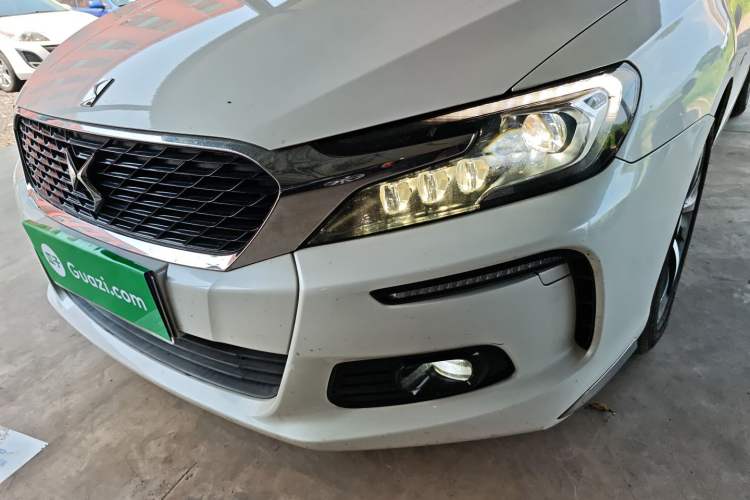 Used DS 4S 2018 30THP Dynamic Edition Left Front Headlight