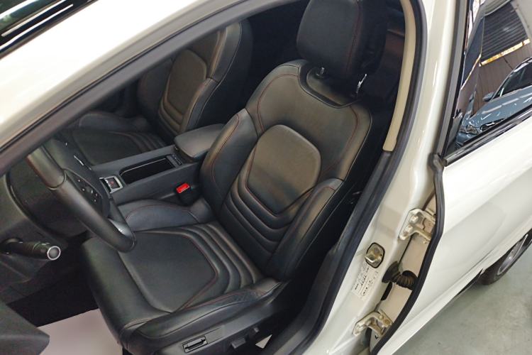 Used DS 4S 2018 30THP Dynamic Edition Left Front Seat