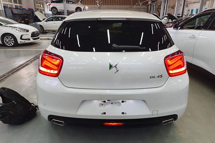 Used DS 4S 2018 30THP Dynamic Edition Rear