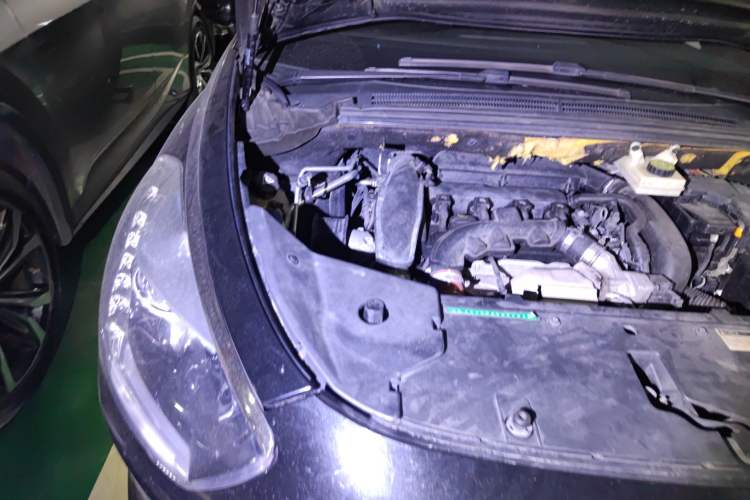 Used DS 5 2012 1.6T Prestige Edition Engine Bay Right