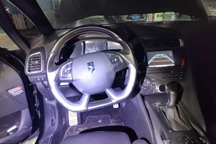 Used DS 5 2012 1.6T Prestige Edition Steering Wheel
