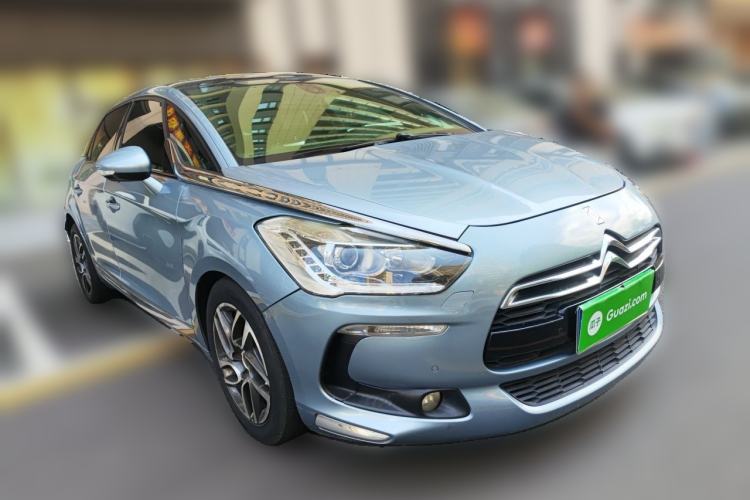 Used DS 5 2012 1.6T Prestige Edition Front Right 45 Deg