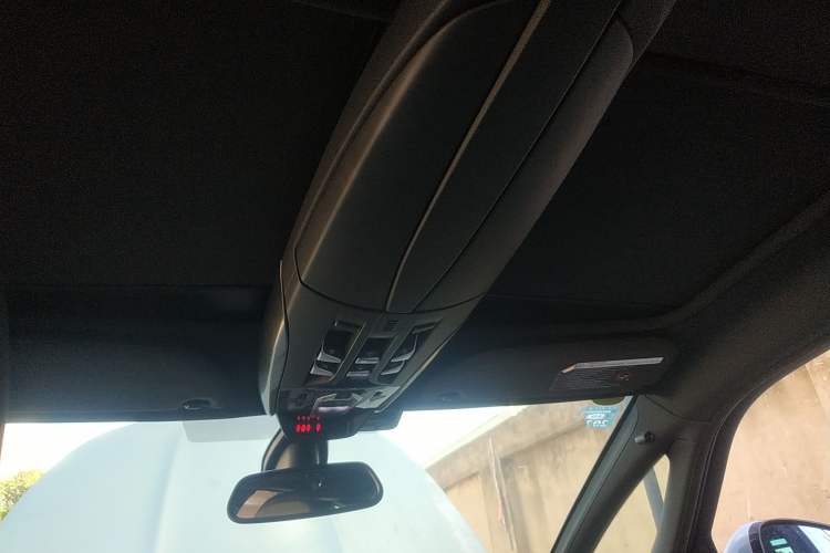 Used DS 5 2012 1.6T Luxury Edition Headliner
