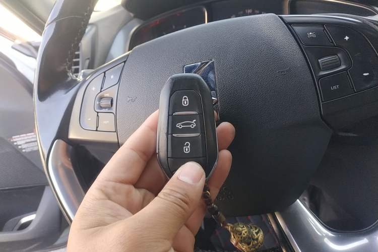 Used DS 5 2012 1.6T Luxury Edition Vehicle Key