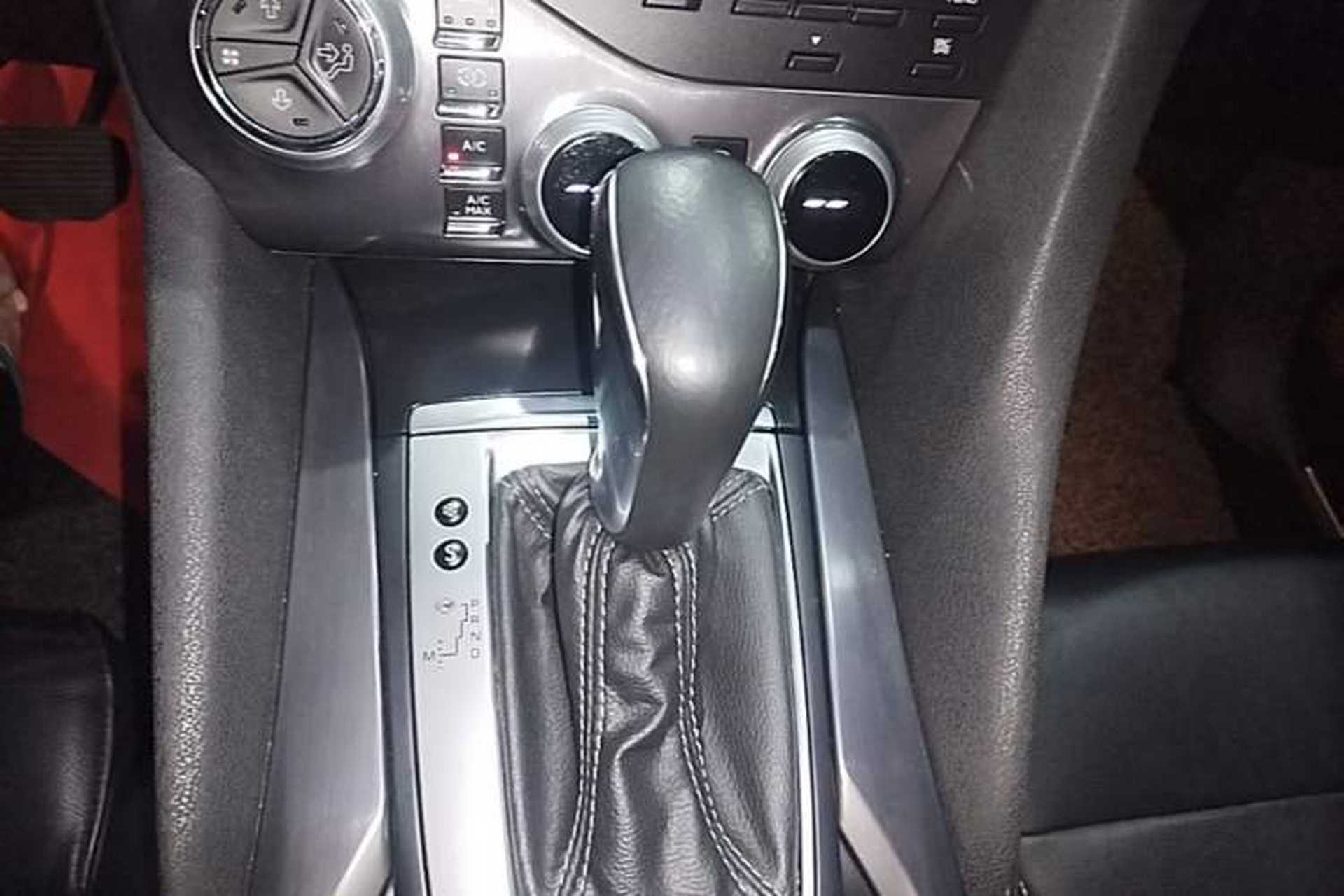 Used DS 5 2012 1.6T Elegant Edition Gear Lever