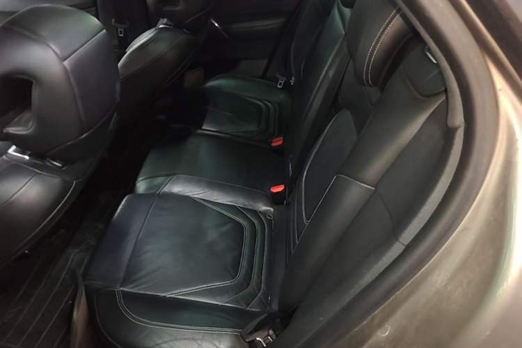 Used DS 5 2012 1.6T Luxury Edition Left Rear Seat