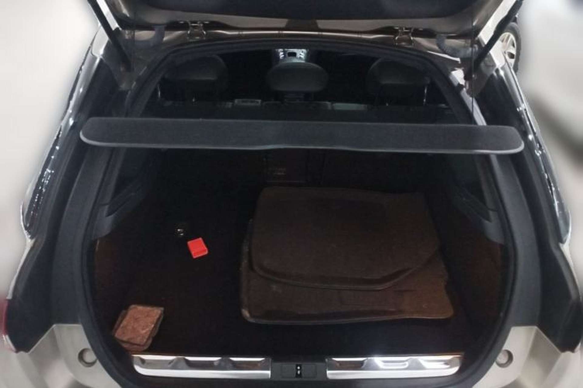 Used DS 5 2012 1.6T Elegant Edition Trunk