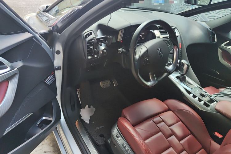 Used DS 5 2012 1.6T Luxury Edition Driver Seat
