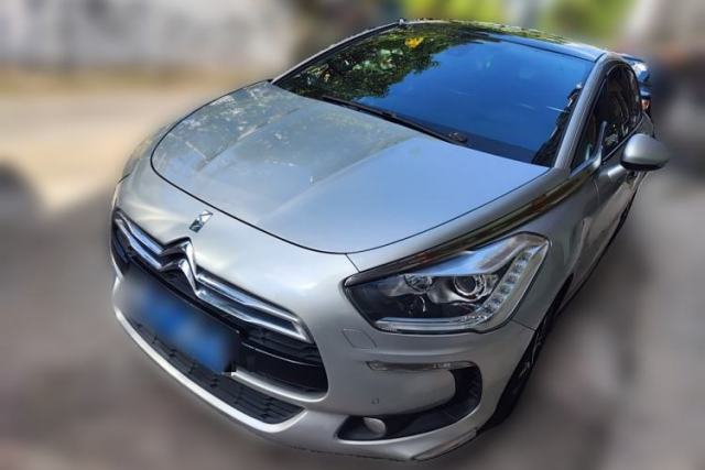 Used DS 5 2012 1.6T Luxury Edition