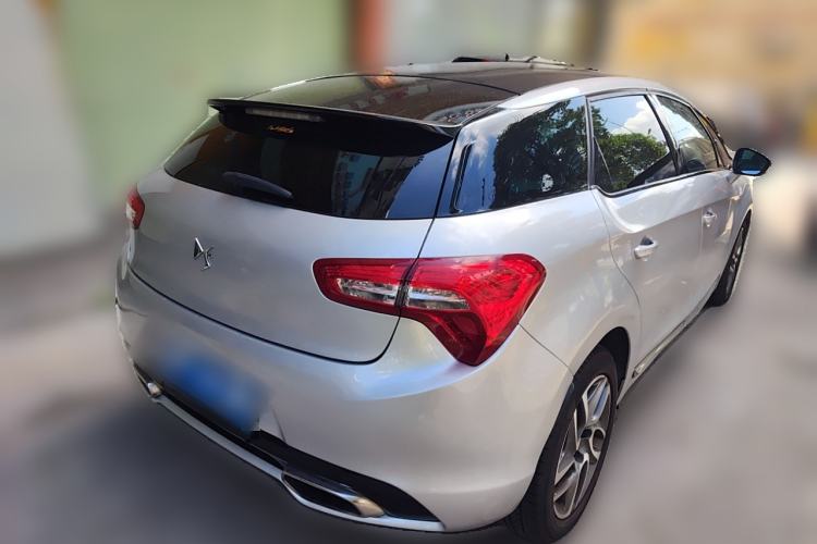 Used DS 5 2012 1.6T Luxury Edition Rear Right 45 Deg