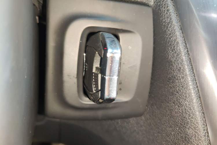 Used DS 5 2012 1.6T Luxury Edition Vehicle Key