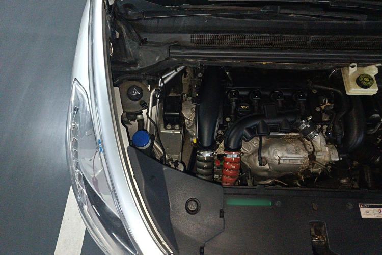 Used DS 5 2012 1.6T Prestige Edition Engine Bay Right