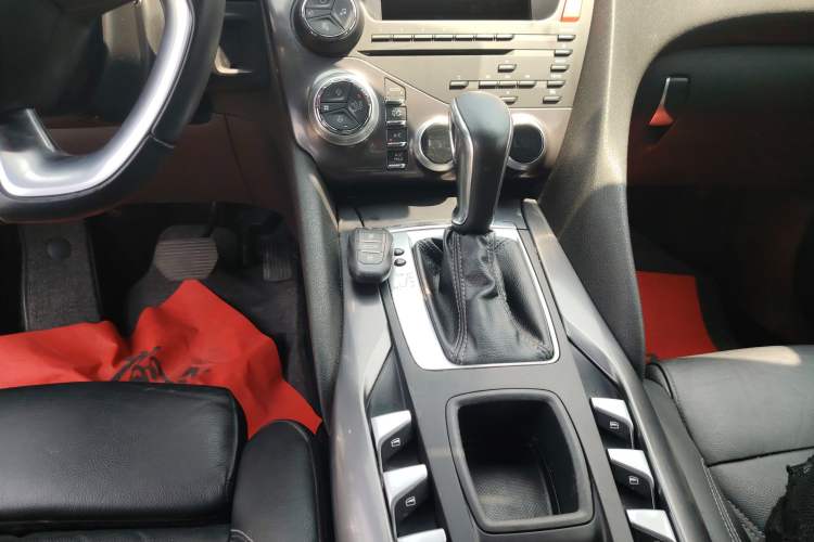 Used DS 5 2012 1.6T Elegant Edition Gear Lever