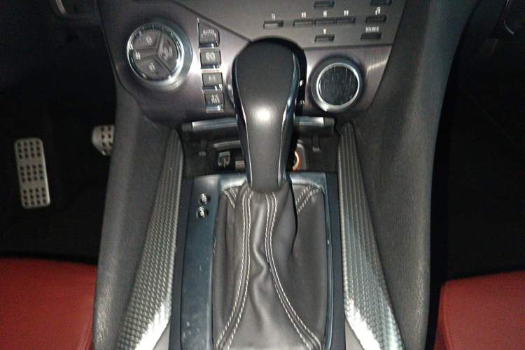 Used DS 5 2012 1.6T Prestige Edition Gear Lever