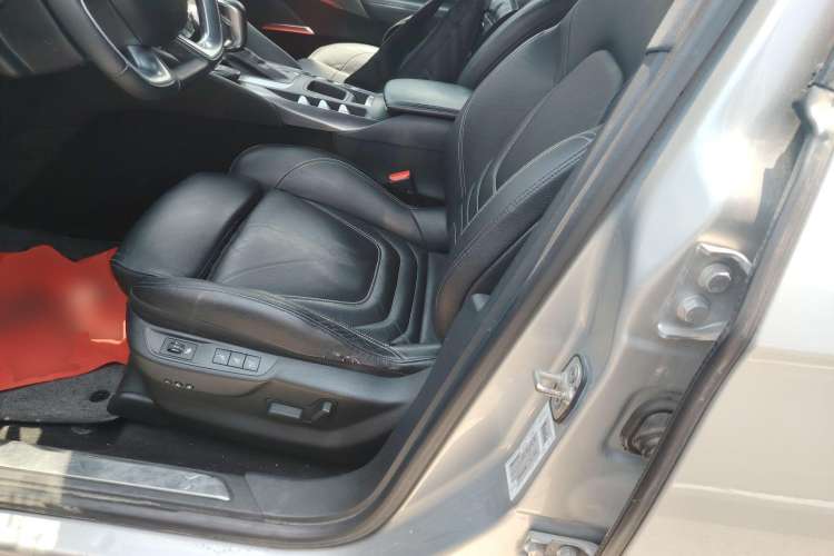 Used DS 5 2012 1.6T Elegant Edition Left Front Seat
