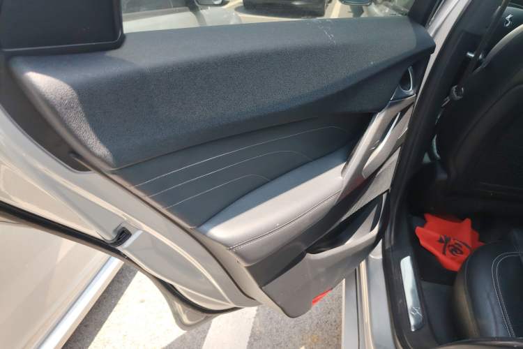 Used DS 5 2012 1.6T Elegant Edition Left Rear Door Interior