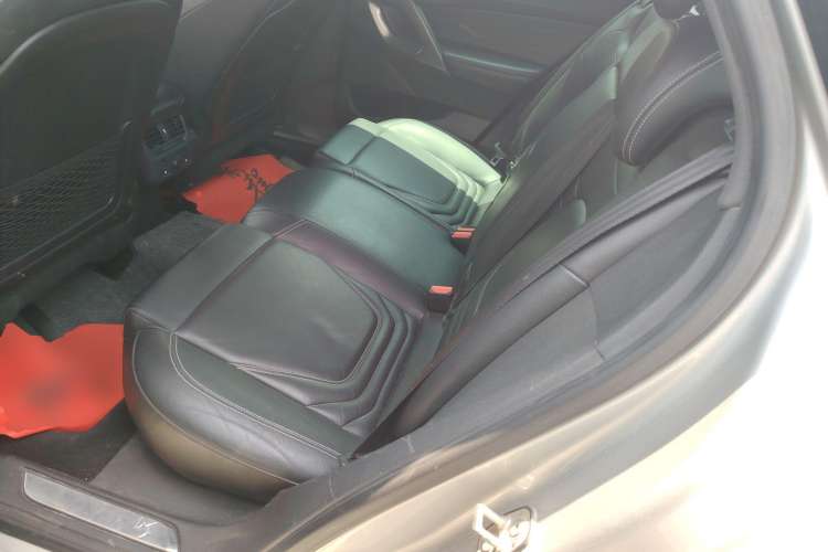 Used DS 5 2012 1.6T Elegant Edition Left Rear Seat