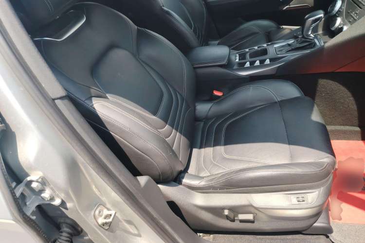Used DS 5 2012 1.6T Elegant Edition Right Front Seat