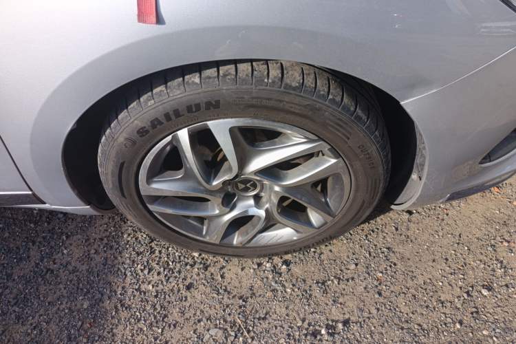 Used DS 5 2012 1.6T Elegant Edition Right Front Wheel Hub