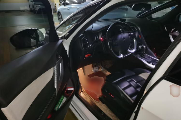Used DS 5 2012 1.6T Prestige Edition Driver Seat