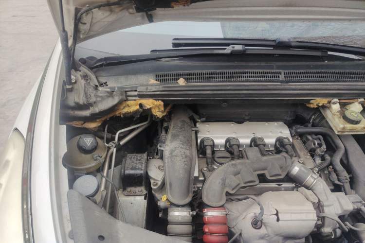 Used DS 5 2012 1.6T Elegant Edition Engine Bay Right