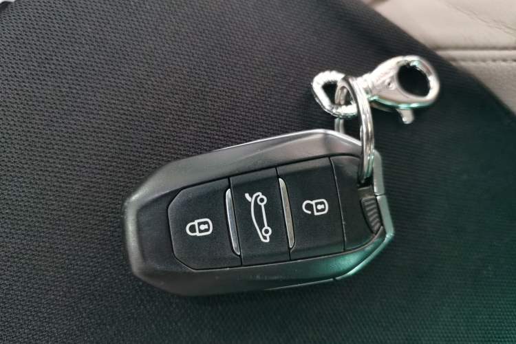 Used DS 5 2012 1.6T Elegant Edition Vehicle Key