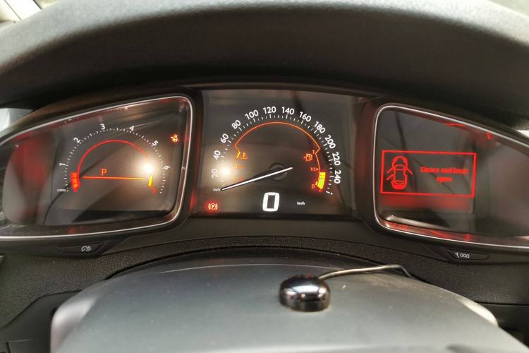 Used DS 5 2013 1.6T Elegant Edition THP160 Instrument Cluster