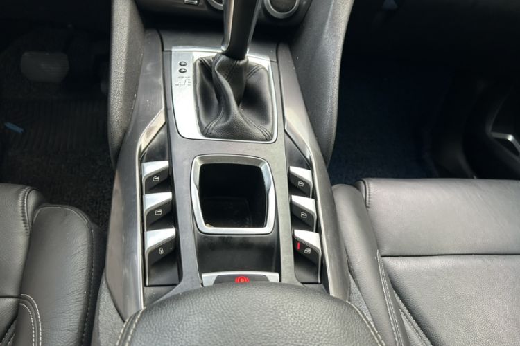 Used DS 5 2013 1.6T Elegant Edition THP160 Interior 8