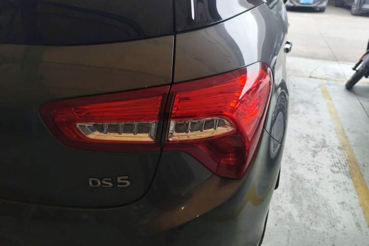 Used DS 5 2013 1.6T Prestige Edition THP200 Exterior 3
