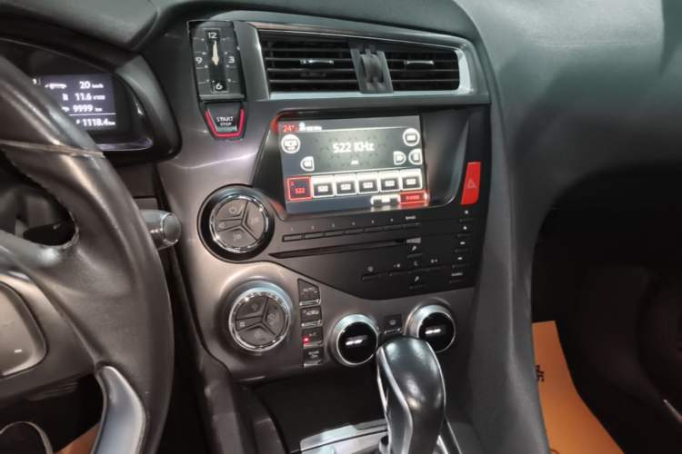 Used DS 5 2013 1.6T Luxury Edition THP160 Audio And AC Panel