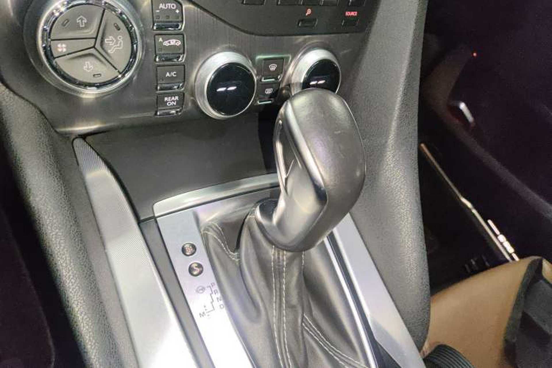 Used DS 5 2013 1.6T Prestige Edition THP200 Gear Lever