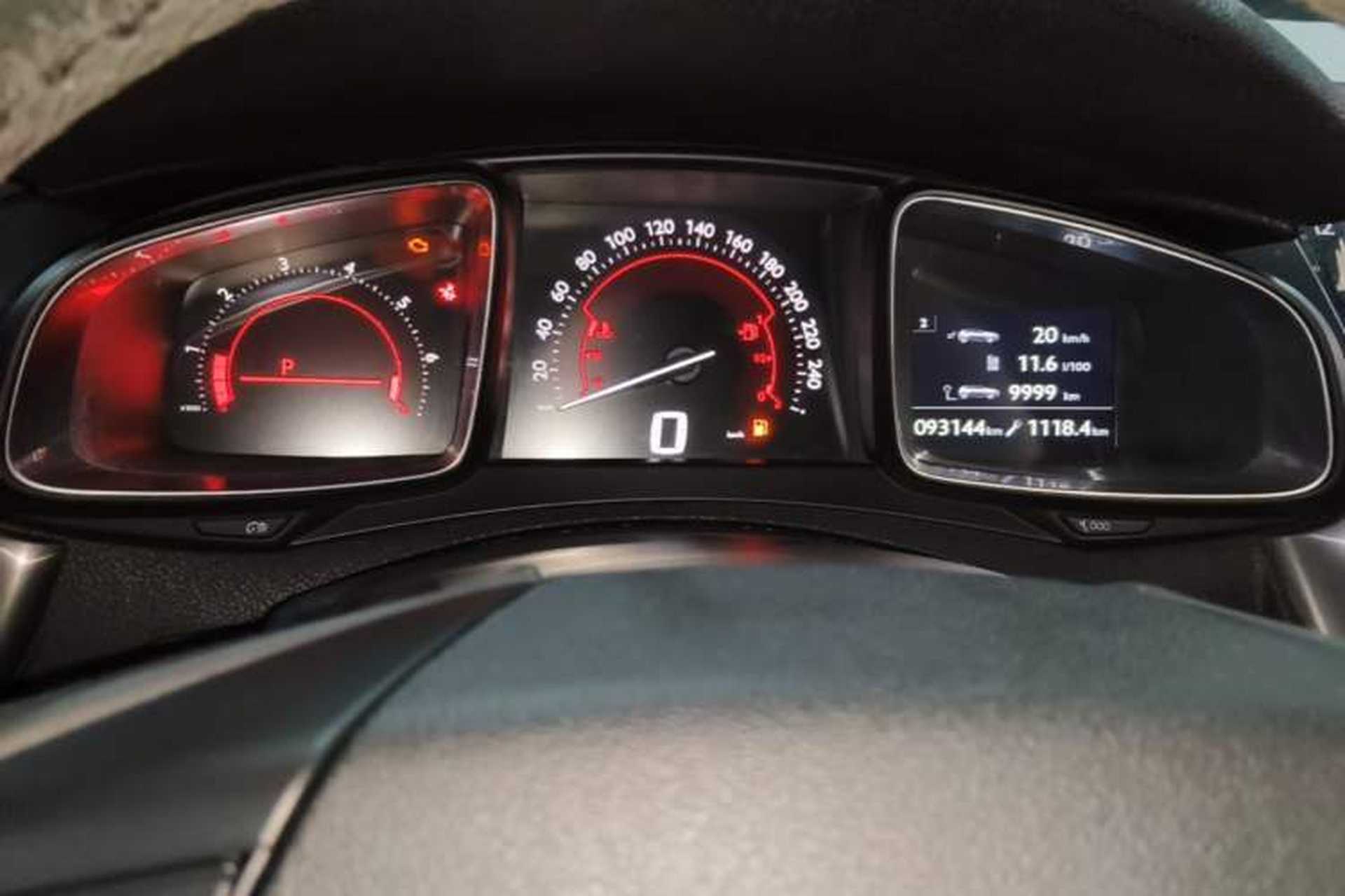 Used DS 5 2013 1.6T Luxury Edition THP160 Instrument Cluster