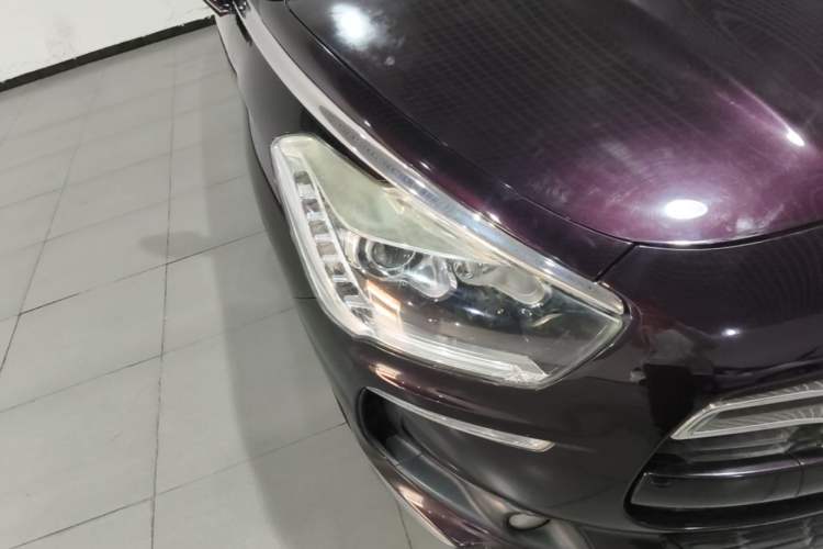 Used DS 5 2013 1.6T Luxury Edition THP160 Right Front Headlight