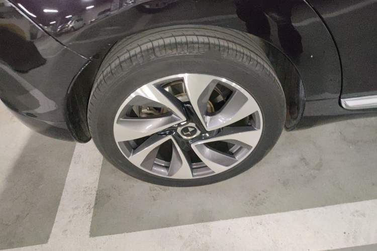 Used DS 5 2013 1.6T Prestige Edition THP200 Right Rear Wheel Hub