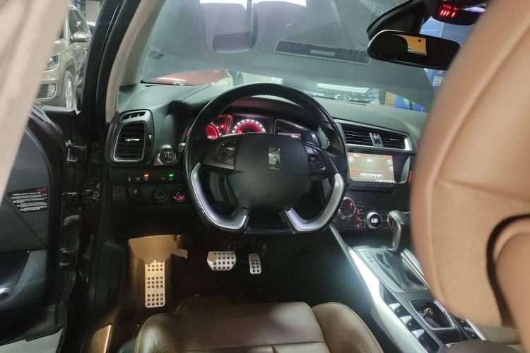 Used DS 5 2013 1.6T Prestige Edition THP200 Steering Wheel