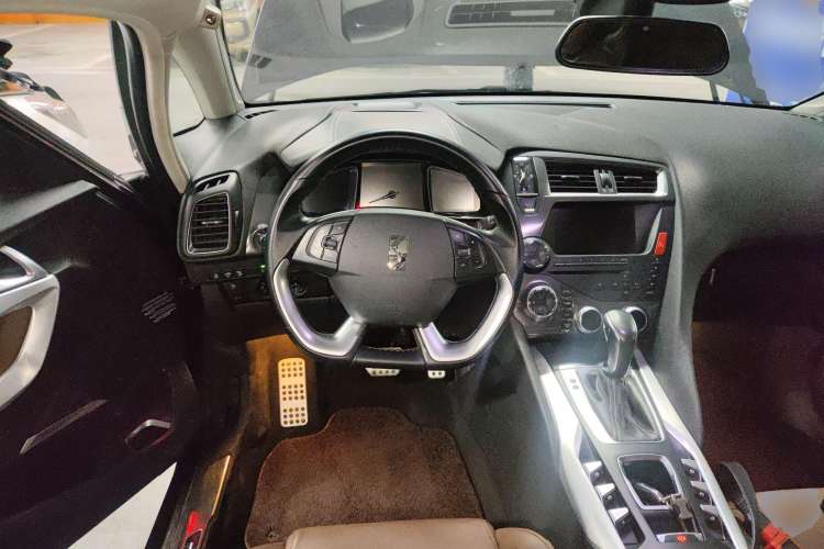 Used DS 5 2013 1.6T Prestige Edition THP200 Steering Wheel