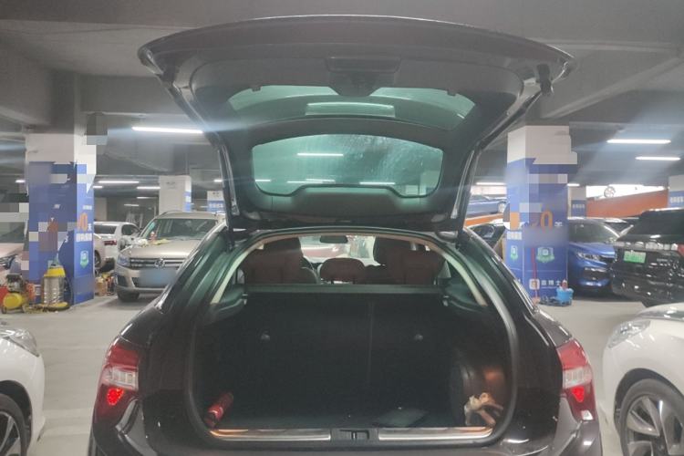 Used DS 5 2013 1.6T Prestige Edition THP200 Trunk