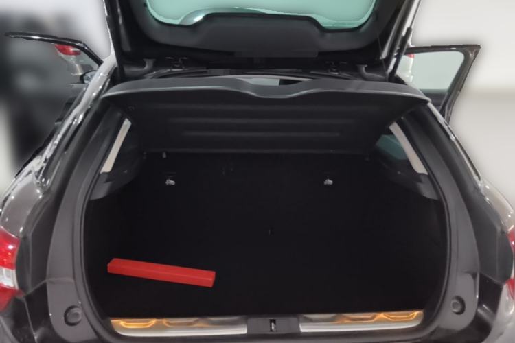 Used DS 5 2013 1.6T Luxury Edition THP160 Trunk