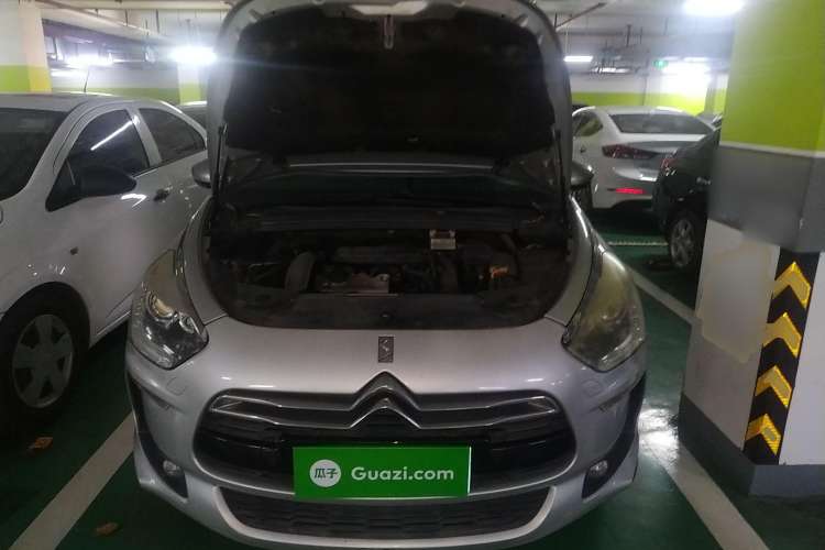 Used DS 5 2013 1.6T Prestige Edition THP200 Engine Bay