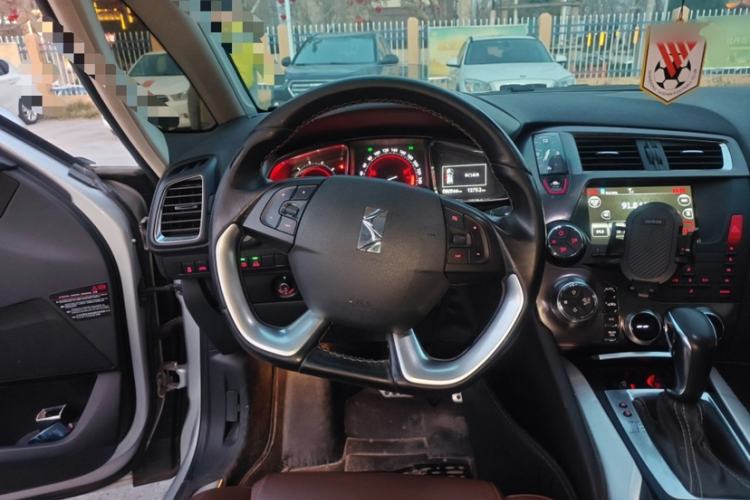 Used DS 5 2013 1.6T Prestige Edition THP200 Interior 1